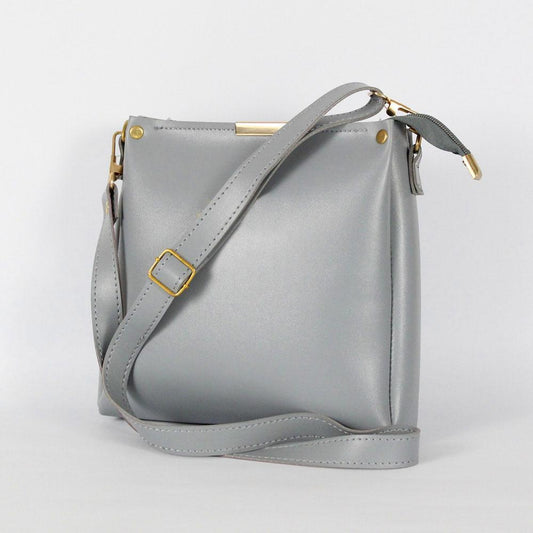 Girl's Rexine Plain Hand Bag